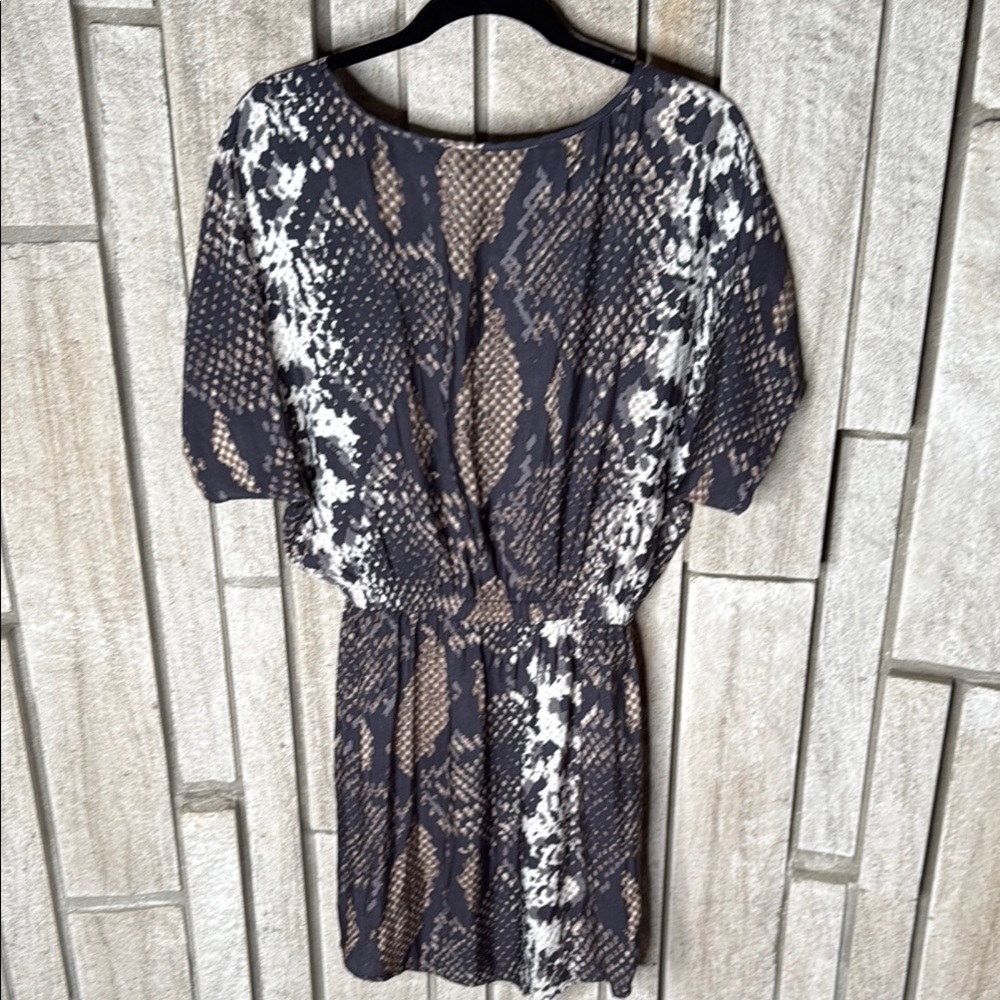 Chic Snake Print Dress - Picture 4 of 4